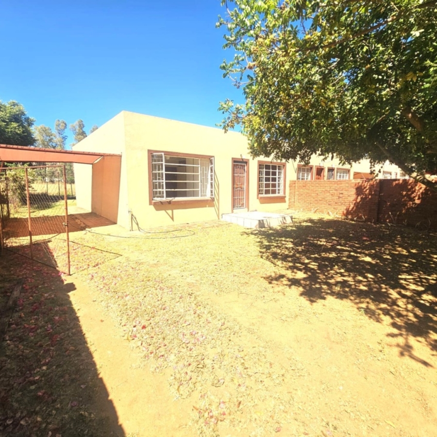 To Let 2 Bedroom Property for Rent in Modderfontein AH North West